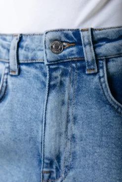 Gaias High Rise Denim | Light blue denim