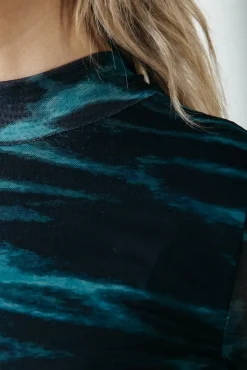Neyo Animal Mesh Top | Storm green